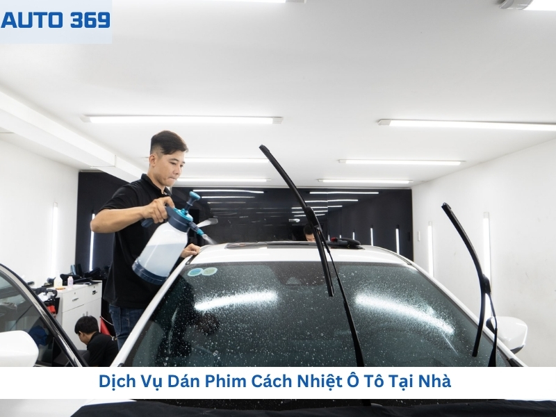 Dịch vụ dán phim cách nhiệt ô tô tại nhà